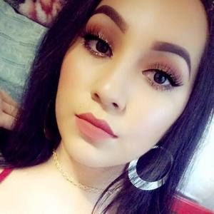 Meet your Posher, Jasmin